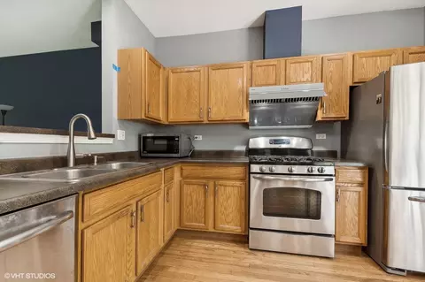 5210 S Berkeley Ave, Chicago, IL 60615 photo 4