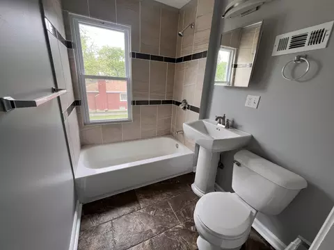 1125 E 90th St, Chicago, IL 60619 photo 12