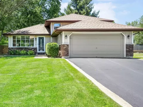 0 N710 Knollwood Dr, Wheaton, IL 60187