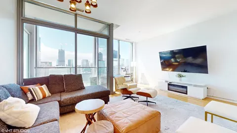 Living - 65 E Monroe St #4422, Chicago, IL 60603 photo 1 of 4