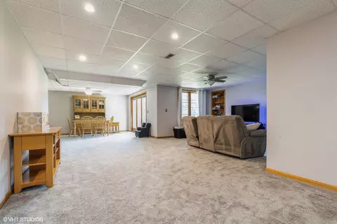 1615 Anthony Ln, Mchenry, IL 60051 photo 18
