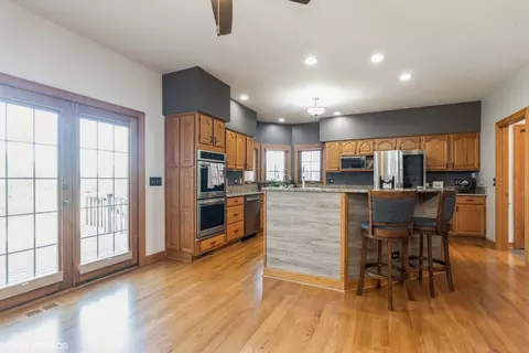 1615 Anthony Ln, Mchenry, IL 60051 photo 8