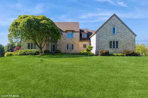 1615 Anthony Ln, Mchenry, IL 60051