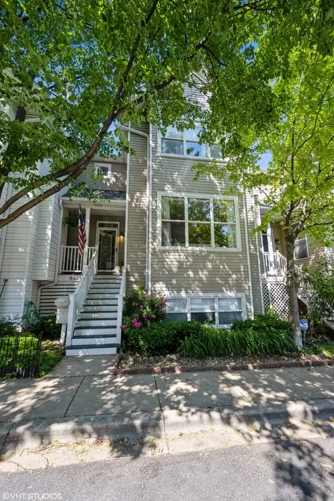 4440 W Hutchinson St, Chicago, IL 60641