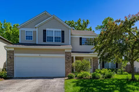 81 W Tall Oak Dr, Hainesville, IL 60073