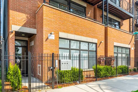 3134 W Walton St #1, Chicago, IL 60622