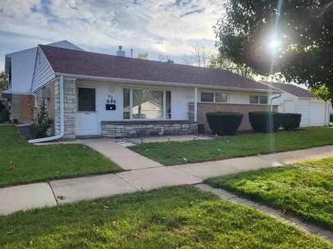 633 Hoffman Pkwy, Des Plaines, IL 60016