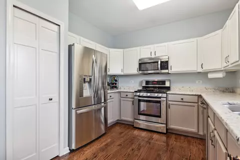 Kitchen - 1753 Delta Dr, Aurora, IL 60503 photo 2 of 2
