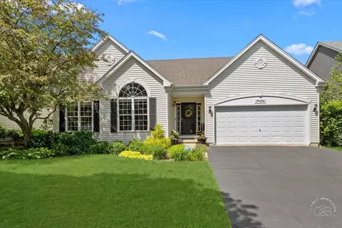 1 S074 W Burnham Ln, Geneva, IL 60134