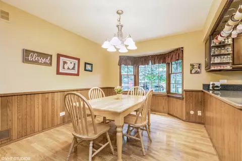 Dining - 232 Aberdeen Rd, Cary, IL 60013 photo 1 of 1