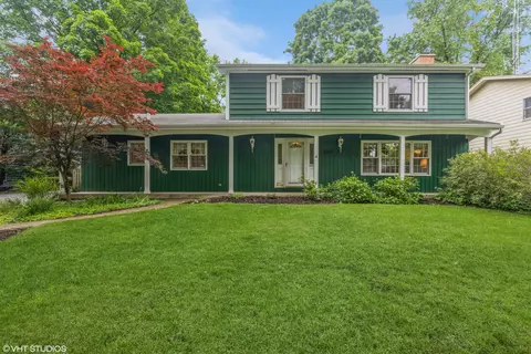 232 Aberdeen Rd, Cary, IL 60013