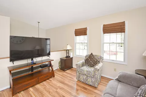 Living - 421 Park Creek Ct, Normal, IL 61761 photo 3 of 6