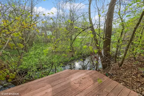 603 Edgebrook Ter, Elgin, IL 60120 photo 8