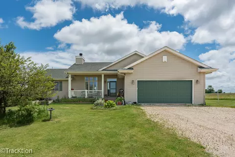 894 Moffet Rd, Paw Paw, IL 61353