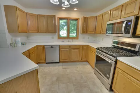 Kitchen - 514 E Jackson St, Belvidere, IL 61008 photo 2 of 3