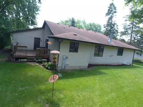 Exterior - 514 E Jackson St, Belvidere, IL 61008 photo 4 of 6