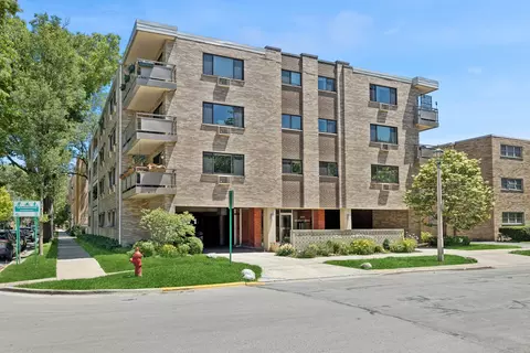 224 N Kenilworth Ave #3B, Oak Park, IL 60302