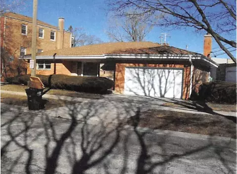 7120 W Jarvis Ave, Niles, IL 60714