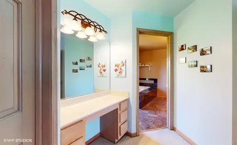Bath - 545 Abbey Rd, Bartlett, IL 60103 photo 2 of 3