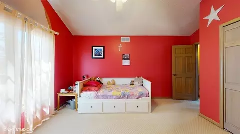 Bedroom - 545 Abbey Rd, Bartlett, IL 60103 photo 3 of 3