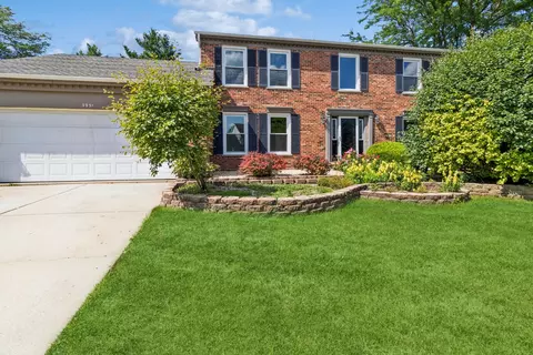 3951 Bordeaux Dr, Hoffman Estates, IL 60192