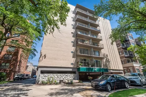 1567 Ridge Ave #405, Evanston, IL 60201