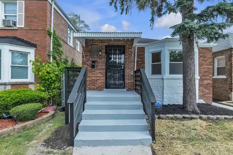 638 E 100th Pl, Chicago, IL 60628