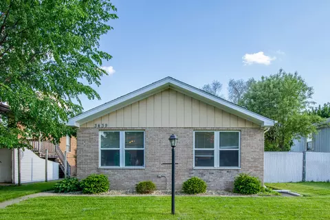 3439 147th St, Midlothian, IL 60445