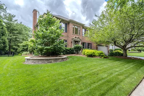 2663 Cedar Ave, Geneva, IL 60134