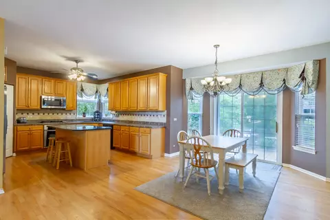 5 Highmeadow Ct, Algonquin, IL 60102 photo 9