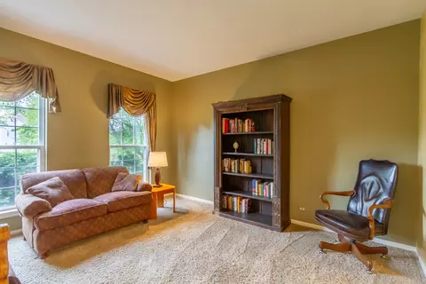 5 Highmeadow Ct, Algonquin, IL 60102 photo 5