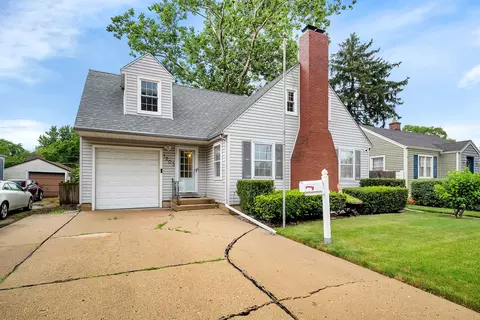 1203 John St, Joliet, IL 60435