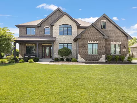 2057 Water Chase Dr, New Lenox, IL 60451
