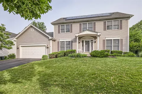 1160 Pember Cir, West Dundee, IL 60118