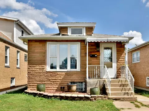 3829 N Plainfield Ave, Chicago, IL 60634