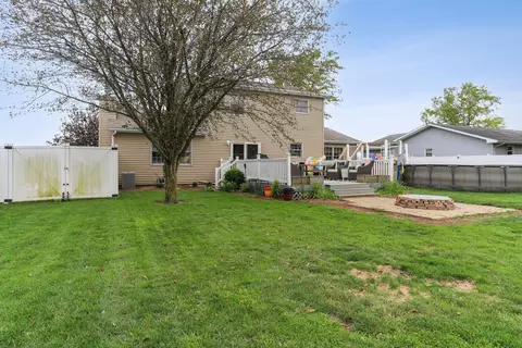 804 E Benham St, Tolono, IL 61880 photo 33