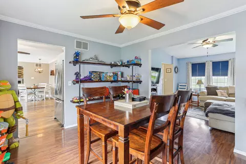 804 E Benham St, Tolono, IL 61880 photo 11