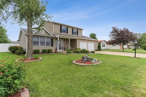 804 E Benham St, Tolono, IL 61880