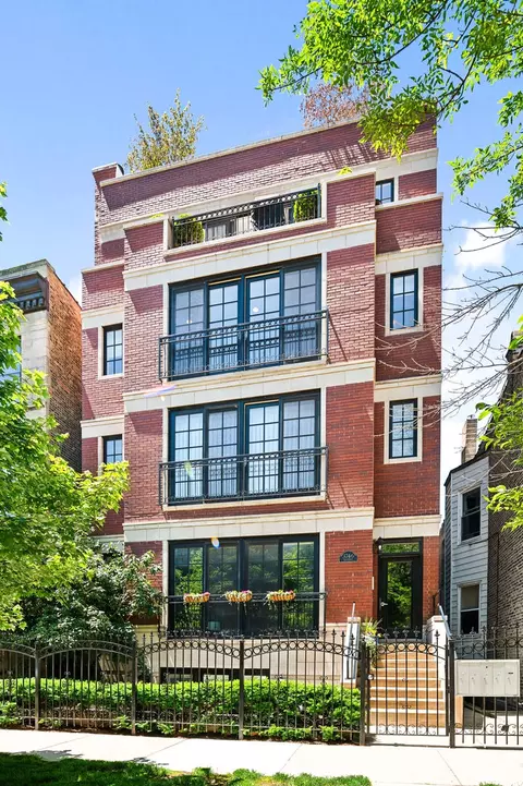 3746 N Fremont St #4, Chicago, IL 60613