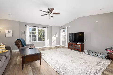5003 Syracuse Ct, Plainfield, IL 60586 photo 12