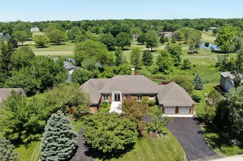 561 Aberdeen Rd, Frankfort, IL 60423