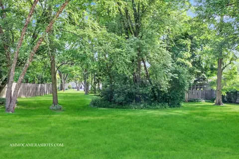 26 W375 Jerome Ave, Wheaton, IL 60187