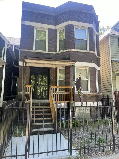 5811 S Carpenter St, Chicago, IL 60621