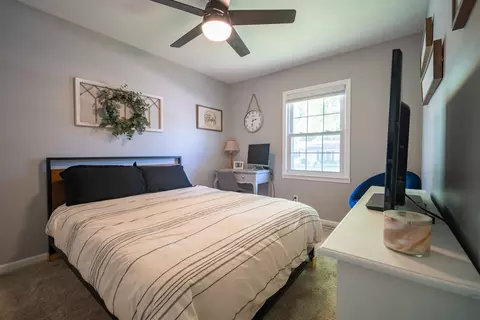 Bedroom - 1401 Kingsridge Dr, Normal, IL 61761 photo 6 of 7