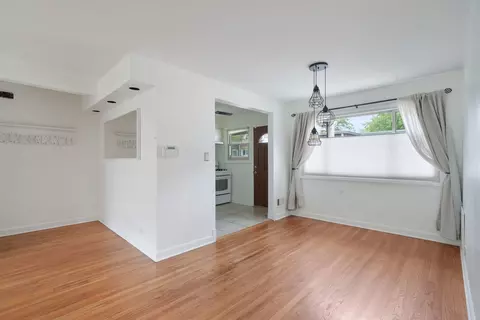 135 Ridge Ave #2E, Evanston, IL 60202 photo 4