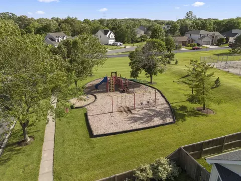 View/Area - 409 Riverview Ct, Minooka, IL 60447 photo 6 of 8