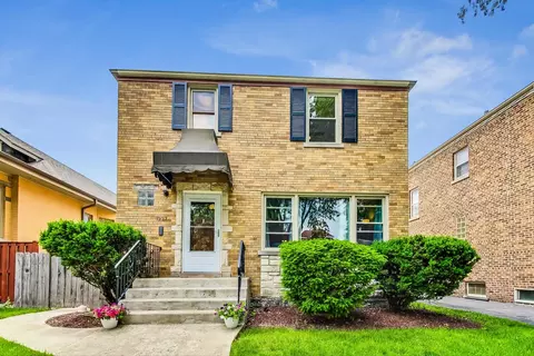 1227 Linden Ave, Oak Park, IL 60302
