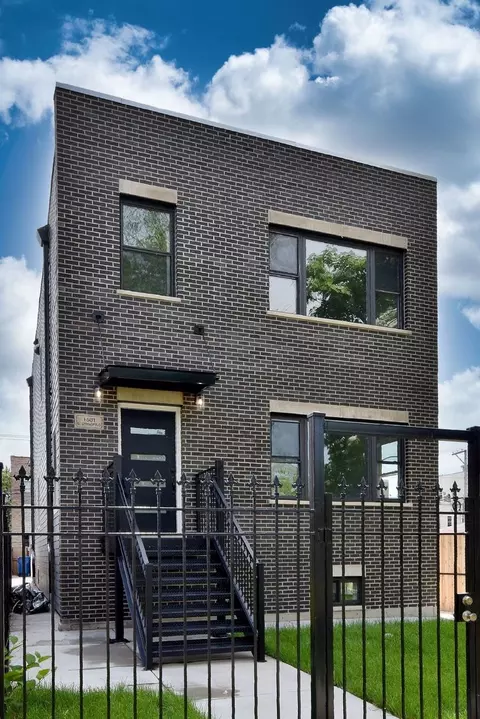 1501 N Springfield Ave, Chicago, IL 60651
