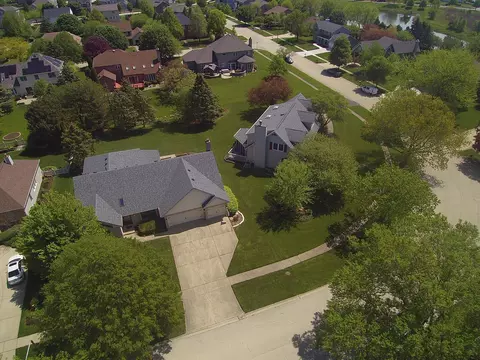 View/Area - 32 Robert Rd, Oswego, IL 60543 photo 1 of 1