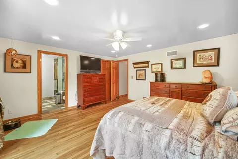 2619 Colby Point Rd, Mchenry, IL 60050 photo 40